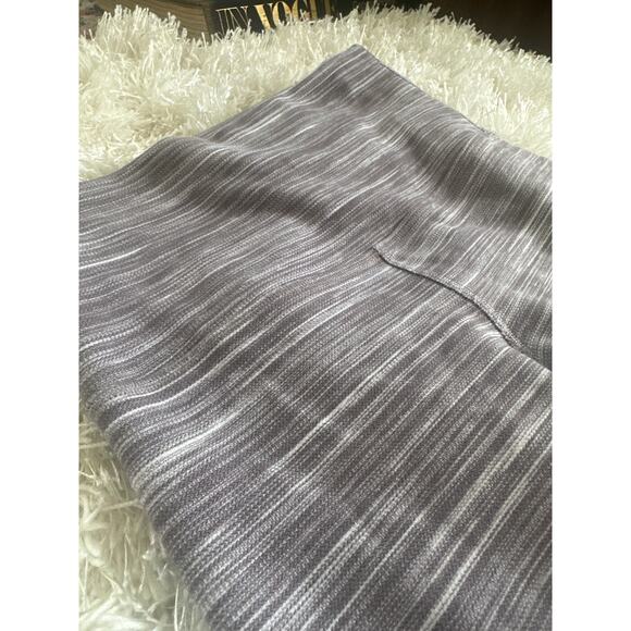 Lululemon Align Crop 21" Mini Space Dye Herringbone Heathered Black Cherry 4 - Picture 4 of 8